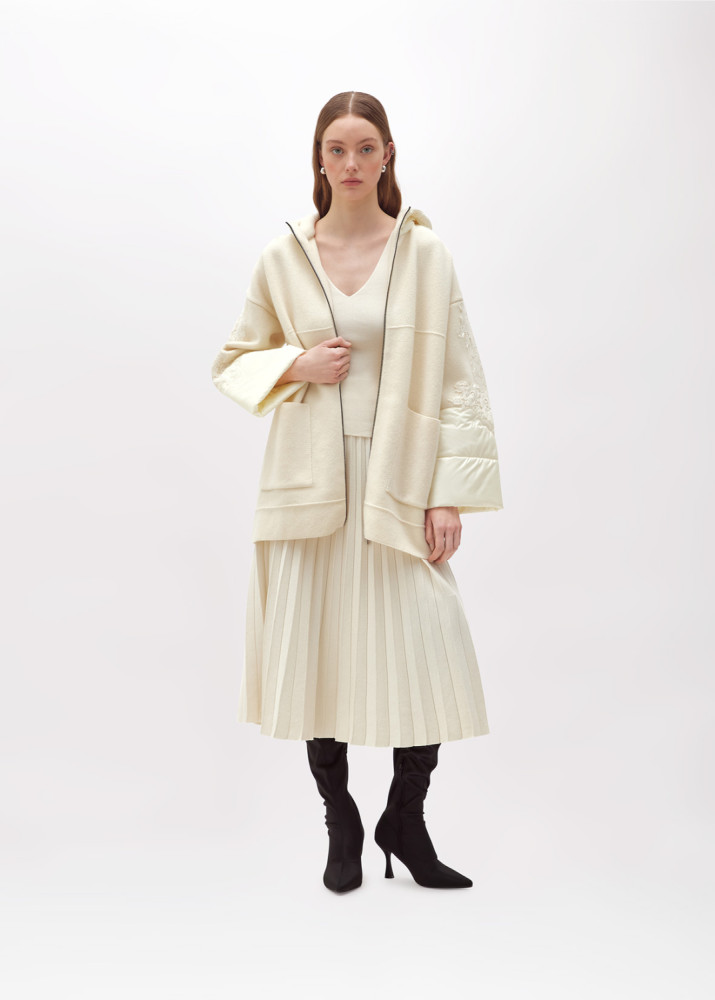 WOOL AND DUCHESS COAT