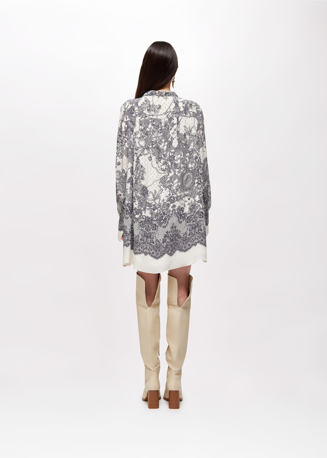 BLUGIRL: ABITO CON STAMPA PIZZO E FUSCIACCA