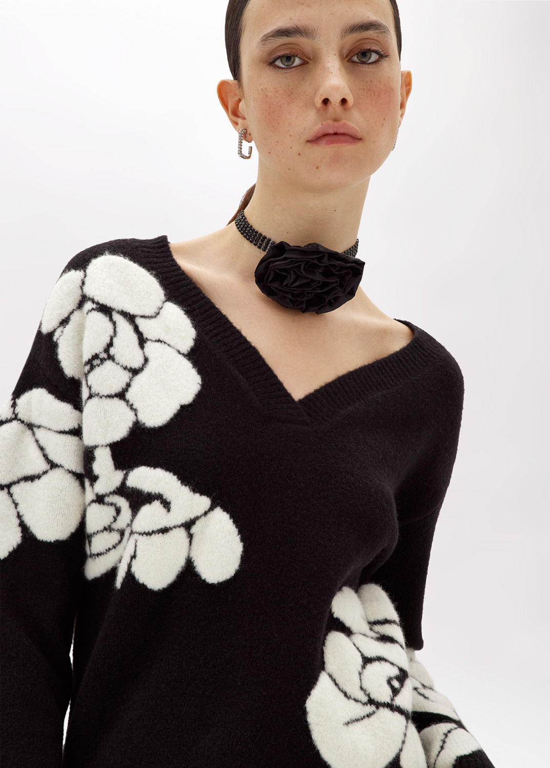 BLUGIRL: DOUBLE-USE JACQUARD SWEATER WITH ROSES