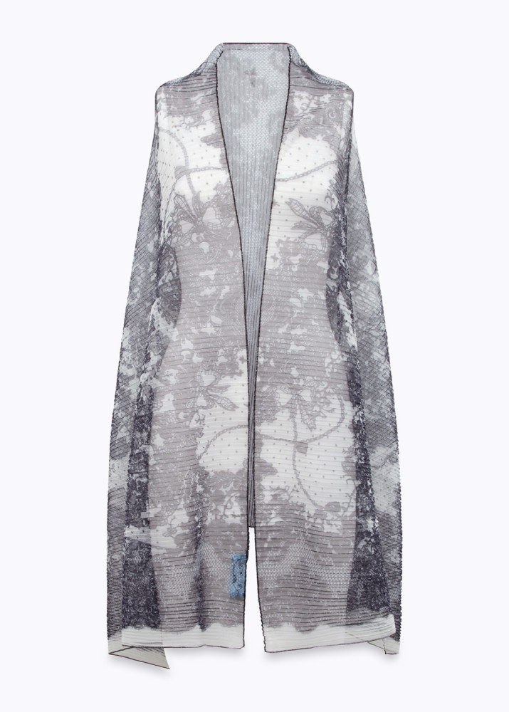 PLEATED TULLE STOLE WITH LACE PRINT